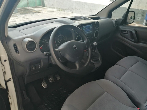 Imagen 14 de 15 de Peugeot Partner 2017 1.6 Hdi Maxi Mt