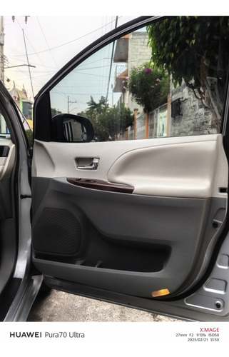 Toyota Sienna 3.5 Xle V6/ Qc At