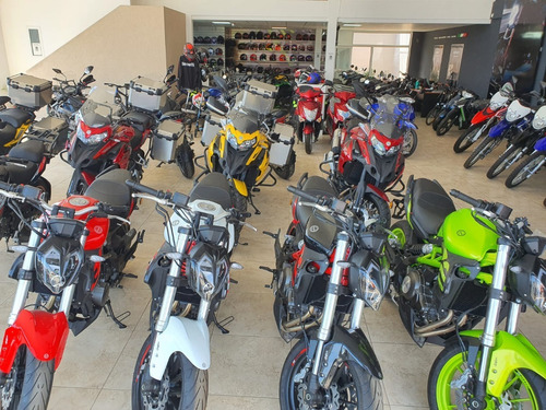 Imagen 13 de 15 de Benelli 302 S