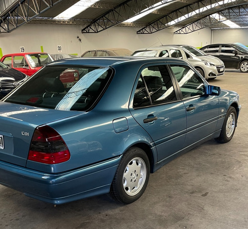 Mercedes Benz C2020cdi Año 2000 Único Dueño Vende!
