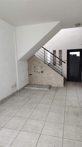 Exc. Depto T/casa 1 Amb Amplio C/balcon Y Lugar Para Auto!