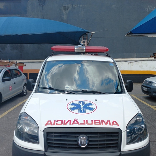Imagem 2 de 15 de Fiat Doblo Cargo Ambulancia 2014 1.8 Flex