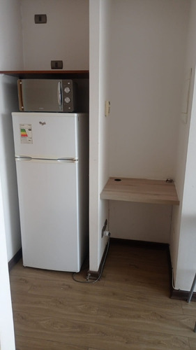 Departamento Recién Acondicionado, 1 Dormitorio + Estaciona