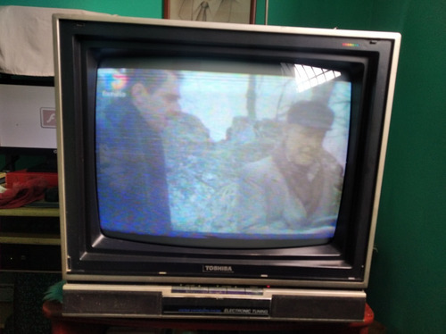 Imagen 5 de 5 de Televisor 19 Pulgadas Modelo Viejo Cuadrado
