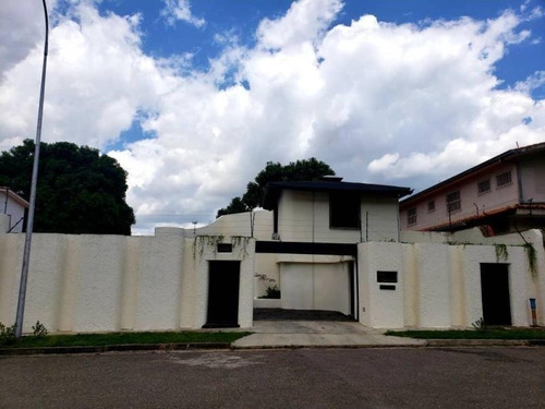 Imagen 1 de 16 de Gabriel Rivas Vende Casa En Urb. La Viña Valencia Cod: Foc-1064