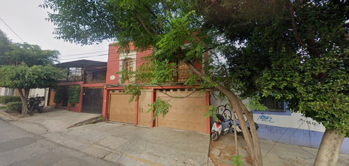 Casa En Venta De Dos Niveles Ubicada En Colonia Centro Delegacion Oaxaca De Juarez, Oaxaca