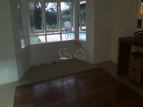 Imagem 6 de 13 de Belo Sítio No Bairro Santa Clara , Jundiaí- Em Condomínio Aberto , Casa Com Piscina E Churrasqueira - St00006 - 70789898