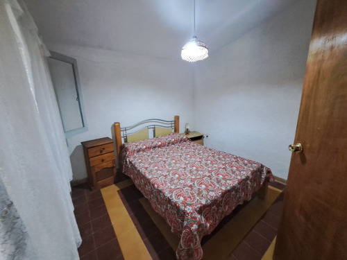 Inmobiliaria Costa Azul Vende Dos Casas Y Dos Apartamentos A Una Cuadra De La Playa Antoniopolis, Rocha.