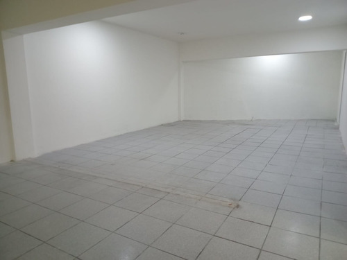 Local Apoquindo 7460 Lc B- Las Condes