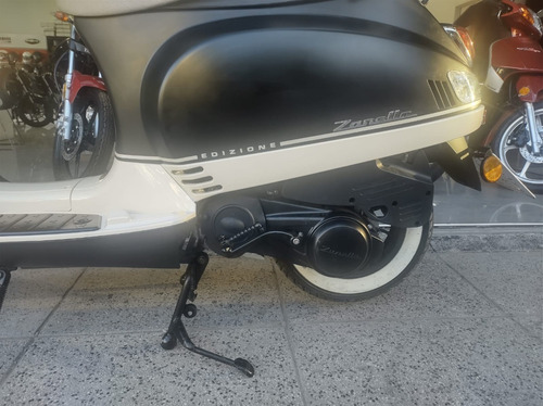 Imagen 3 de 17 de Zanella Exclusive 150 Edizone 2021 Solo 70 Km Oportunidad!