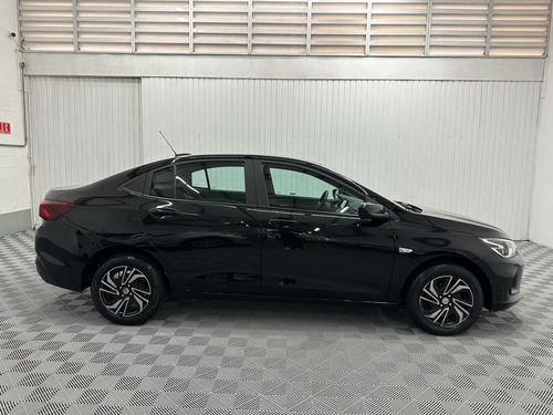 Chevrolet Onix plus 1.0 Lt 4p