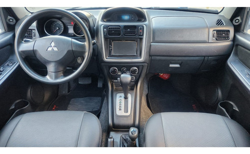 Mitsubishi Pajero TR4 2.0 4X4 16V 140CV FLEX 4P AUTOMÁTICO