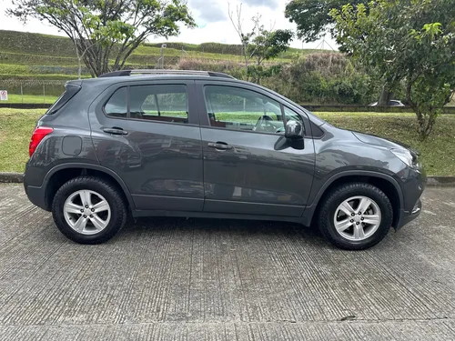 Chevrolet Tracker 1.8 Ls At