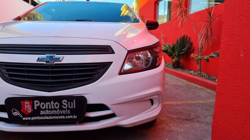 Imagem 2 de 10 de Chevrolet Onix Joy 1.0 Flex Mec