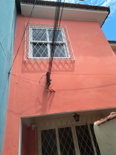 Alugo Casa Duplex Com 3 Quartos Em Ibicuí, Mangaratiba (na Rua Da Praia Principal)