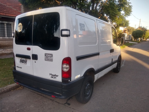 Imagen 2 de 8 de Renault Master 2012 2.5 Ph3 Dci120 L1h1 Pkcn Furgon Corto