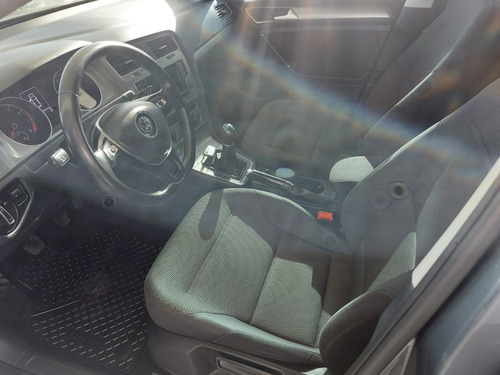 Imagen 7 de 17 de Volkswagen Golf 1,6 Trendline 2017 // 023179