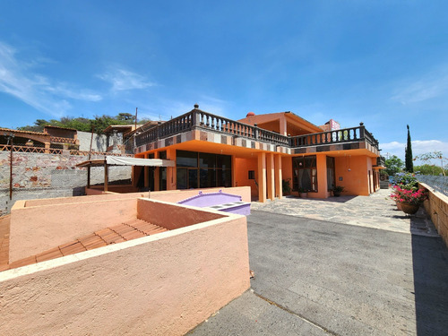 Casa De Hospedaje Ó Airbnb En El Centro Del Pueblo Mágico De Bernal! Am