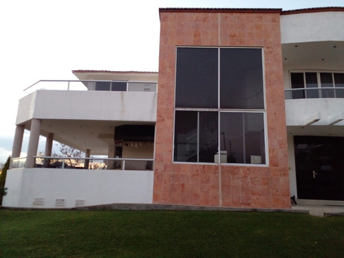 Excelente Casa Amueblada  En Venta En Tlayacapan, Morelos $8