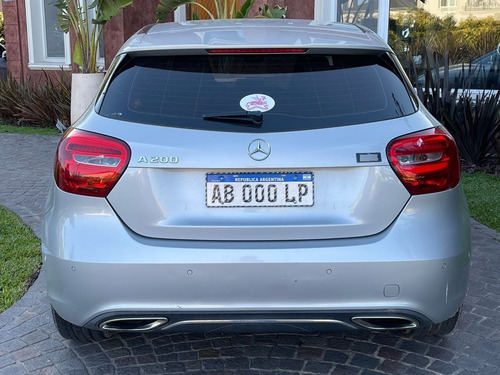 Imagen 4 de 7 de Mercedes Benz A200