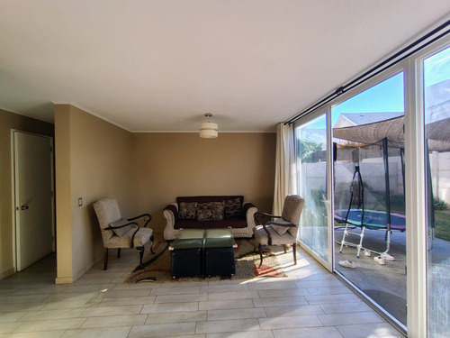 Se Arrienda Casa De 130m2 En Condominio Hacienda Limay Buin