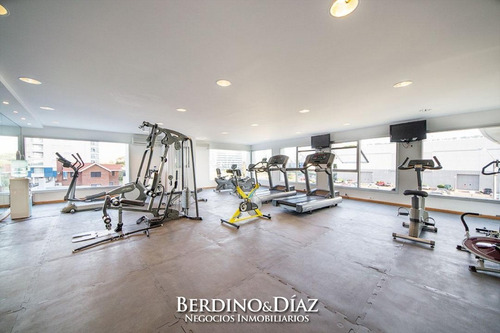Apartamento En Torre Moderna Con Servicios En La Parada 4 De La Mansa- Ref: 910