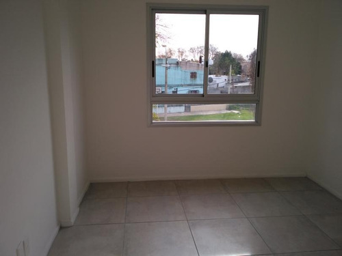 Imagen 5 de 9 de A 2 Cuadras De Nuevo Centro Shopping