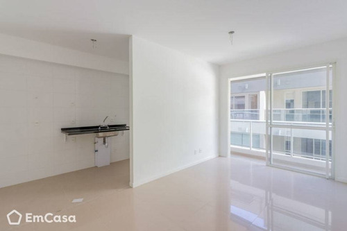 Imagem 2 de 10 de Apartamento À Venda Em Rio De Janeiro - 28952