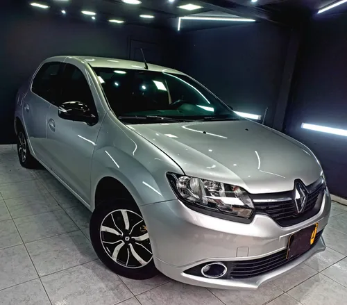 Renault Logan 1.6 Exclusive