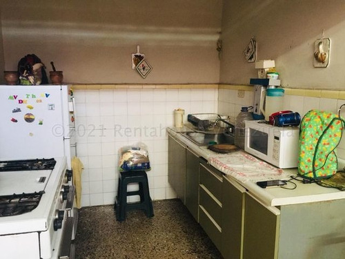 Imagen 11 de 30 de Casas En Venta Zona Este Barquisimeto 22-10701 /m