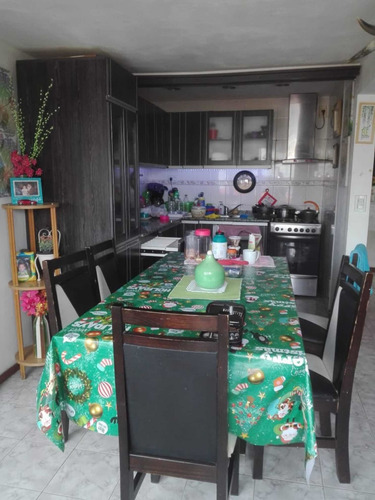 Casa 4 Dormitorios