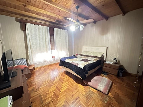 Casa En Bernal, A Pasos De Los Quilmes