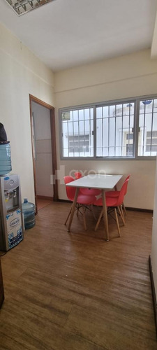 Imagen 15 de 21 de Alquiler De Oficina De Categoria En Ciudad Vieja