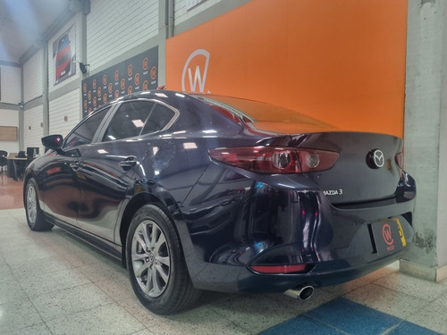 Imagen 6 de 16 de Mazda 3 Touring Mt 2020