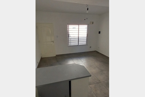 Imagen 3 de 11 de Departamento En Venta En Ramos Mejia