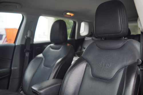 Jeep Compass 2.0 16V FLEX LONGITUDE AUTOMÁTICO
