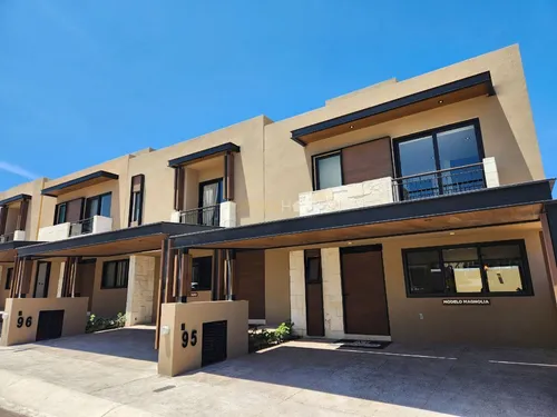 Casa En Venta, Campanario Norte Qro.