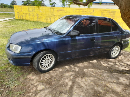 Hyundai Accent 1.5 Gls 4dr