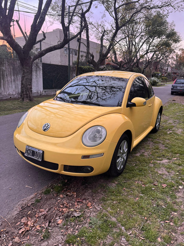 Volkswagen New Beetle 2.0 Luxury