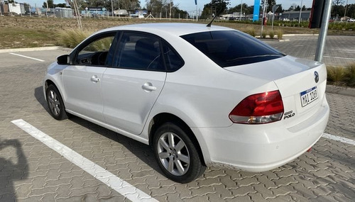 Volkswagen Polo Highline 1.6 2015