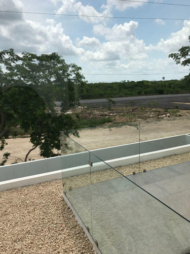 Casa En Venta Merida, Cholul En Privada, Modelo 220, A 4 Meses.