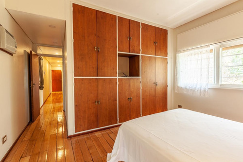 Venta Dto Penthouse 5 Amb, Balcón Terraza, Cochera, Jardines. Permuta Zona Cercana. Belgrano