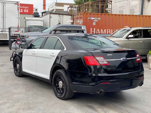 Imagen 4 de 6 de Ford Interceptor Police 2017 4p V6/3.5 Aut