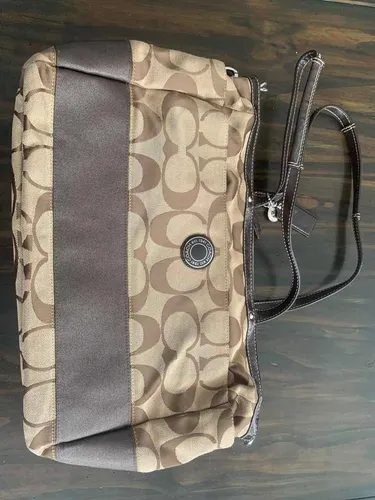Pañalera coach cafe new arrivals