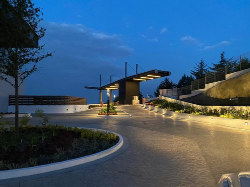 Departamento Renta, En Bosque Real Oaks