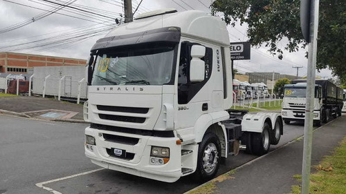 Imagem 3 de 15 de Iveco Stralis 380 6x2 Trucado Ano 2010