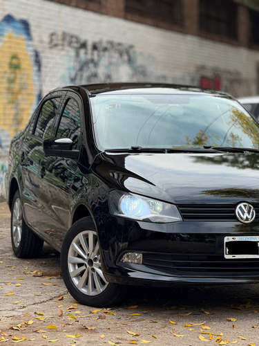 Volkswagen Voyage 1.6 Comfortline Plus I-motion Ab Ll