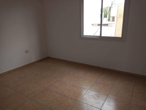 Vendo Departamento En Alto Alberdi - Sol De Mayo 864 - Cocina Kitchenette Dormitorio Con Baño En Sui