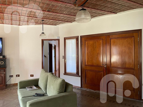 Venta De Casa De 4 Dormitorios En Campos De Roca