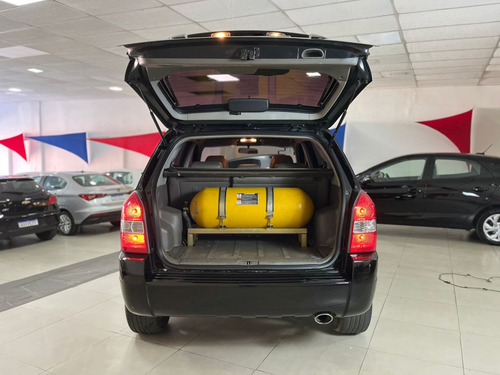 Hyundai Tucson 2.0 MPFI GLS 16V 143CV 2WD FLEX 4P AUTOMÁTICO